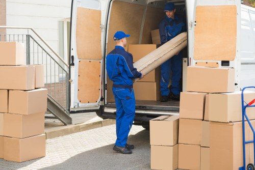 House removals service in London with domestic moving support