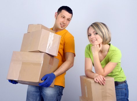 Local movers navigating tight access and parking during a London move
