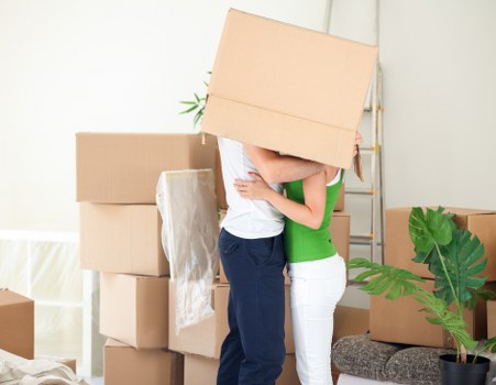 Removal company helping with a busy London moving day