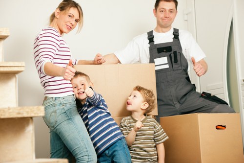 Local movers planning access for a London property move